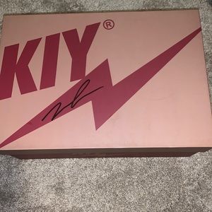 Air kiy X Reves Paris St. Anthony high tops